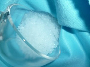 7 poly pellets pouring
