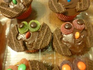 cute owl cupcakes
