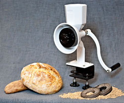 Why you want to have a Wonder Junior Deluxe Hand Grain Mill in your home