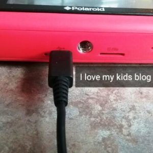 Polaroid snap touch charging